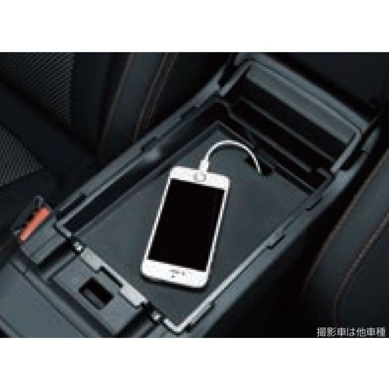 新品 スバル インプレッサ GT/GK 純正 センターコンソールトレイ