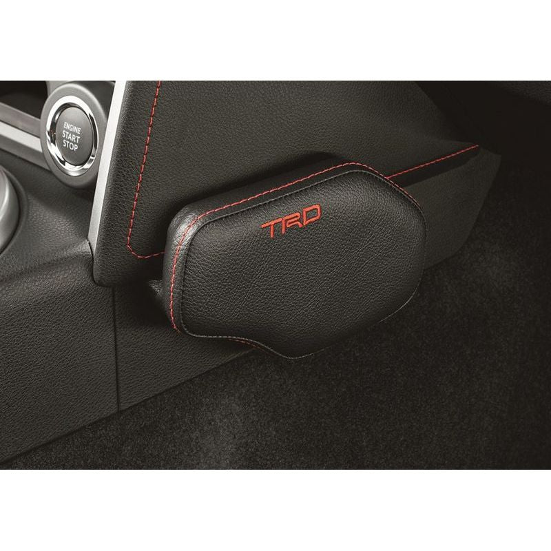 新品 トヨタ 86 ZN6 純正 ニーパッド TRD