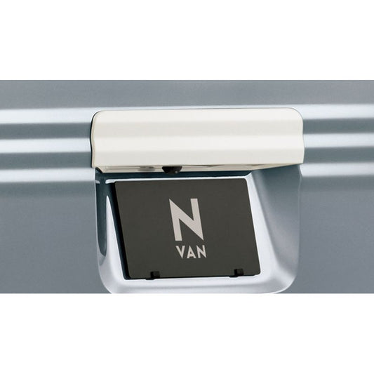 新品 ホンダ N-VAN JJ1/2 純正 リアライセンスガーニッシュ ホワイト