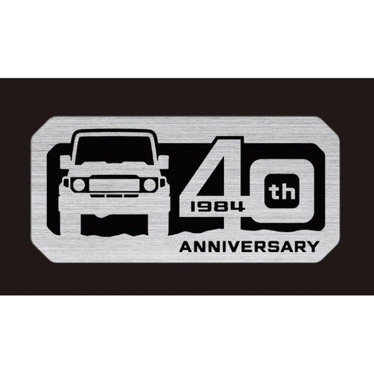 新品 トヨタ ランドクルーザー70 GDJ76W 純正 40周年記念エンブレム