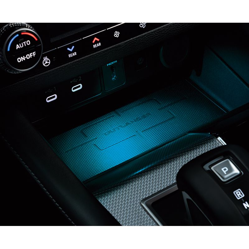 新品 ミツビシ アウトランダーPHEV GN0W 純正 インダイレクトイルミネーションマット